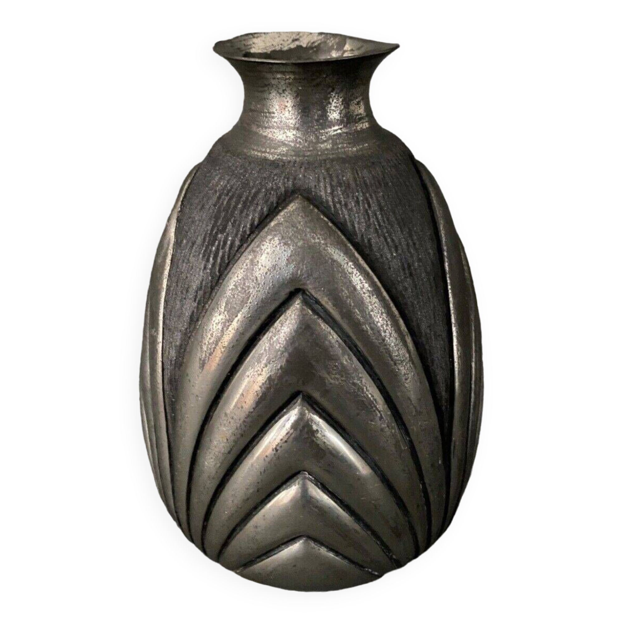 René Delavan Art Deco pewter vase hammered brassware