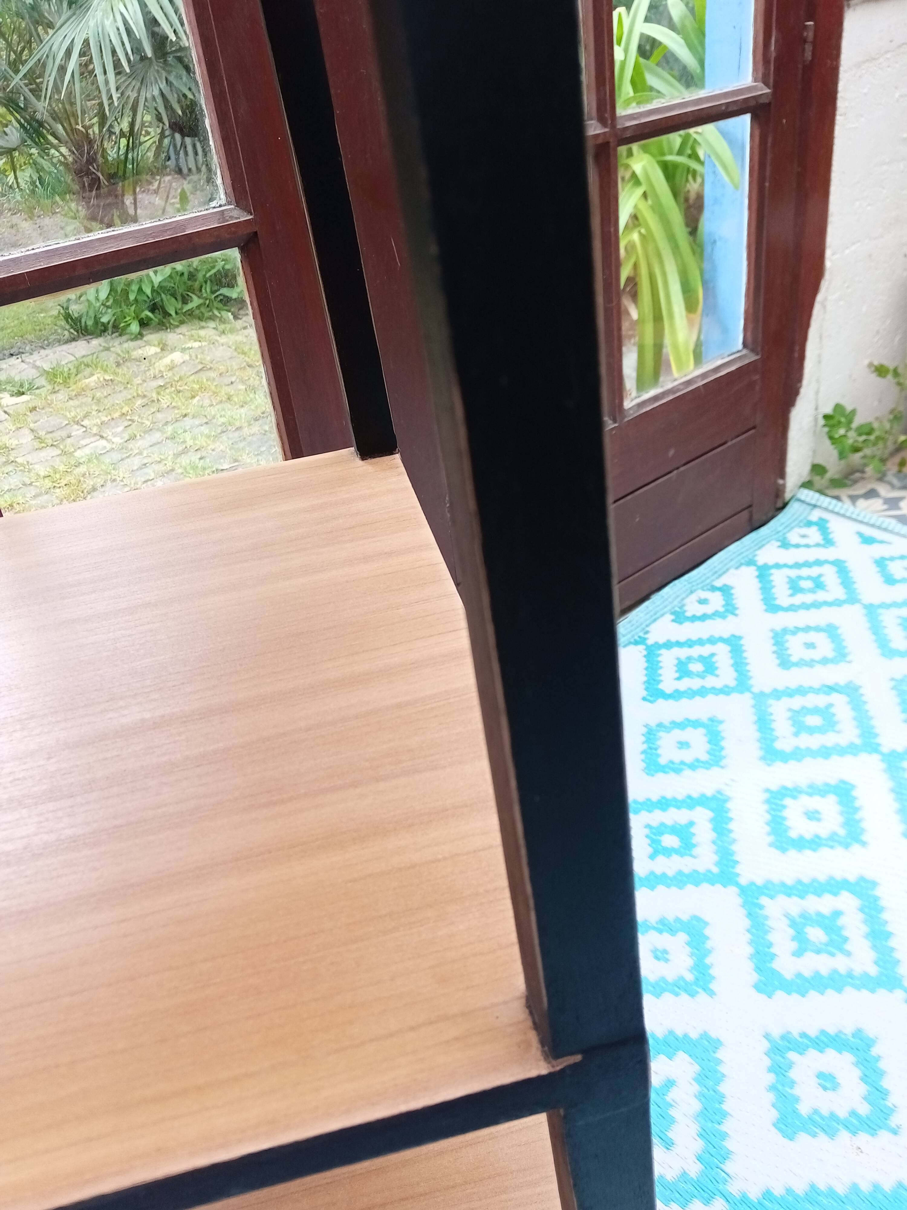 Serving table on casters