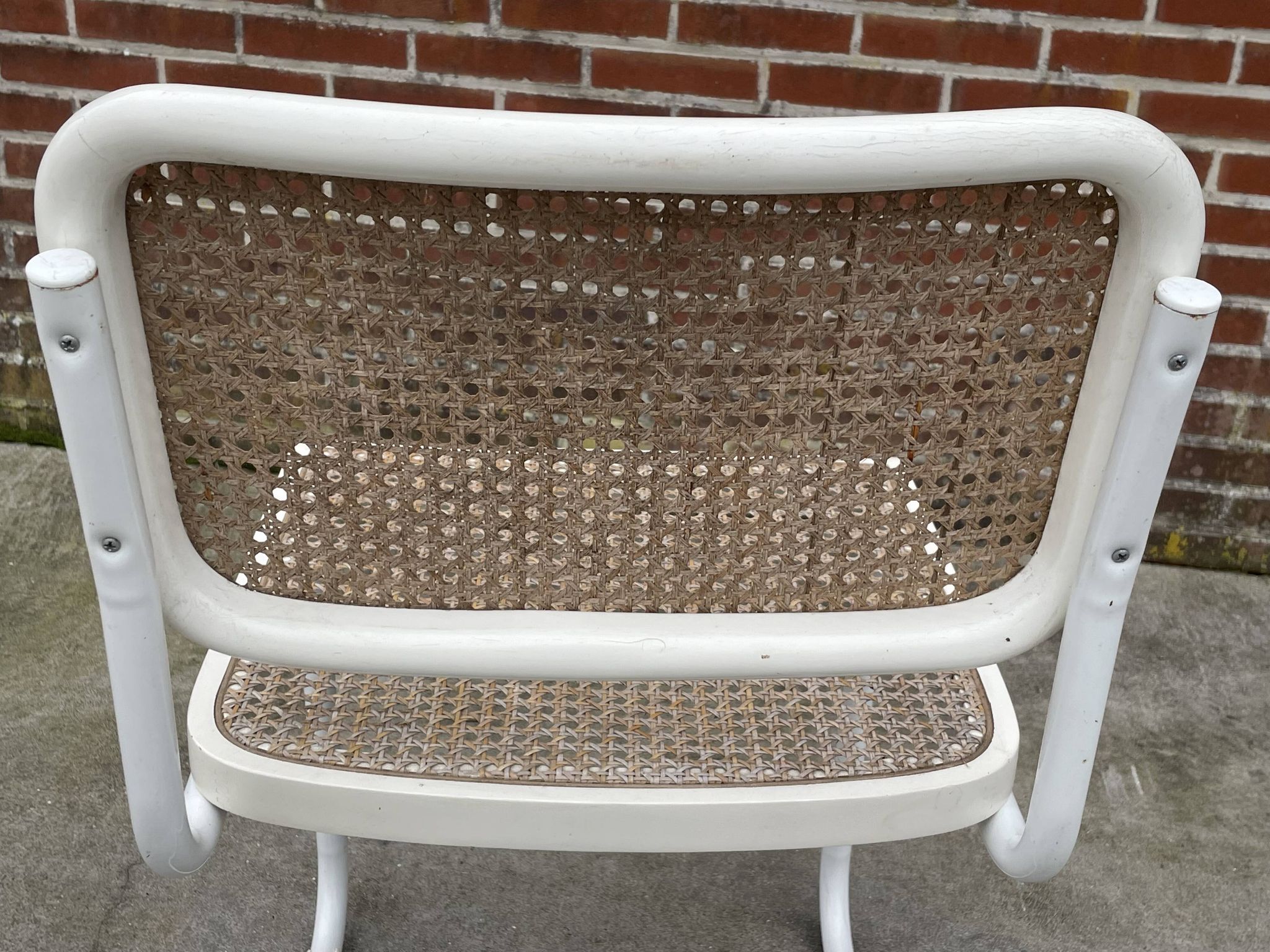 Set of 4 Cesca b32 model chairs in white by Marcel Breuer