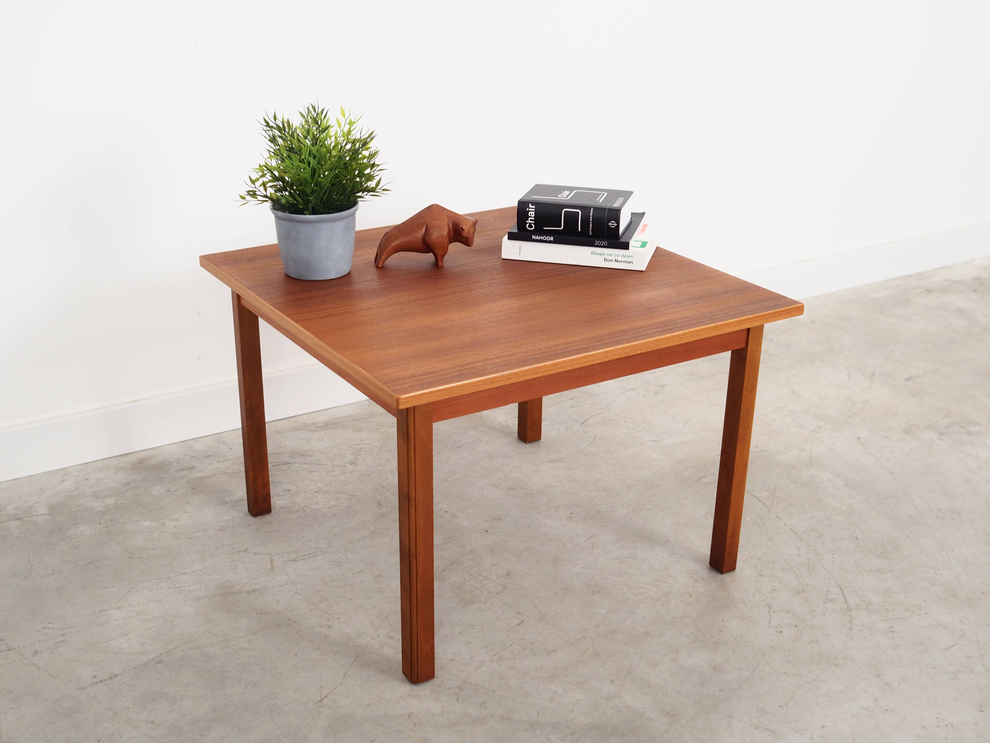 Teak coffee table, Danish design, 1970s, production: Denmark