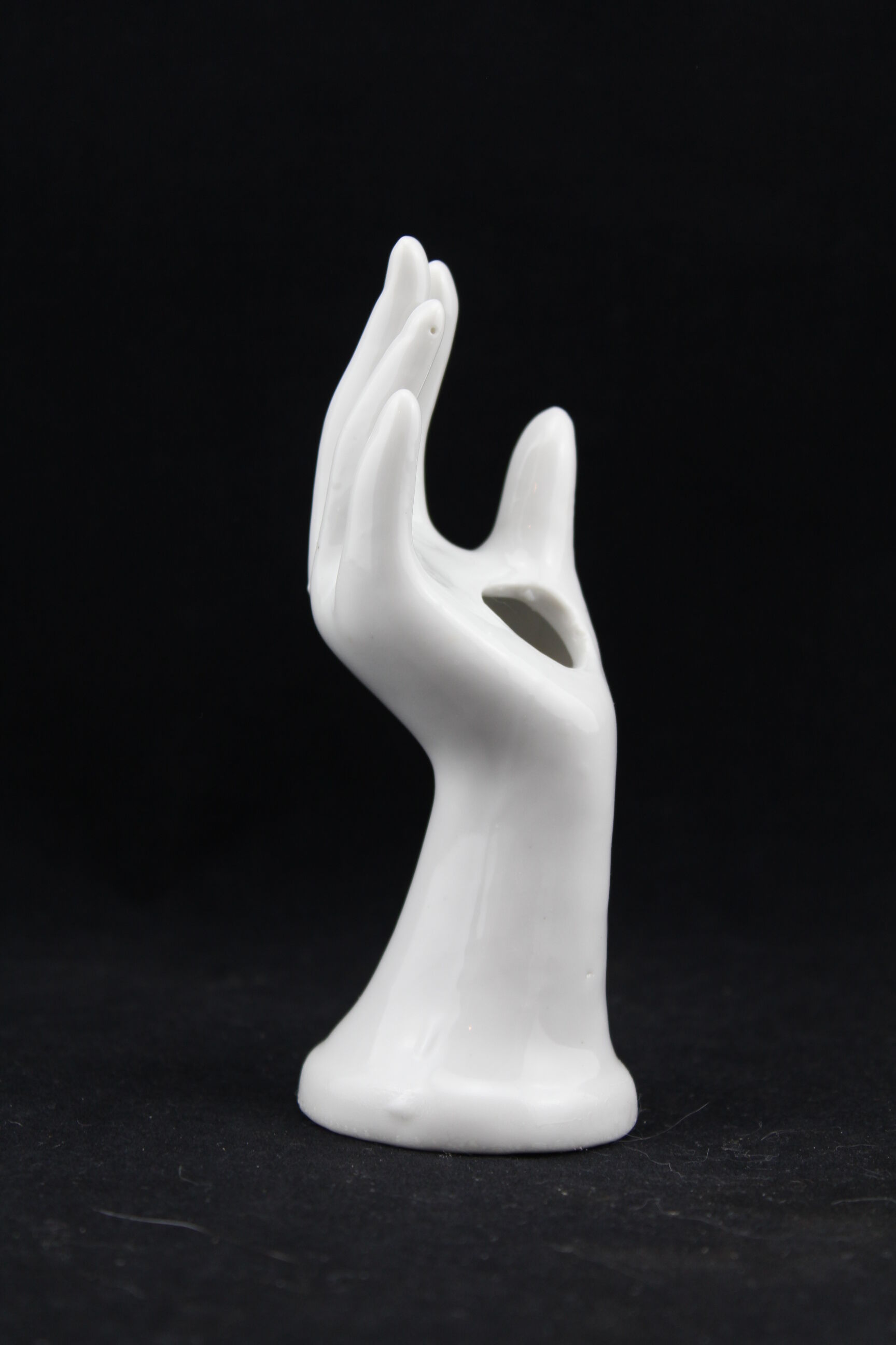 White ceramic, doilies, Ring Sizer, hand