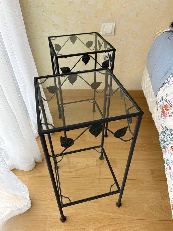 Gueridon fer forge motif feuilles