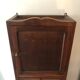 Armoire à pharmacie en bois vintage