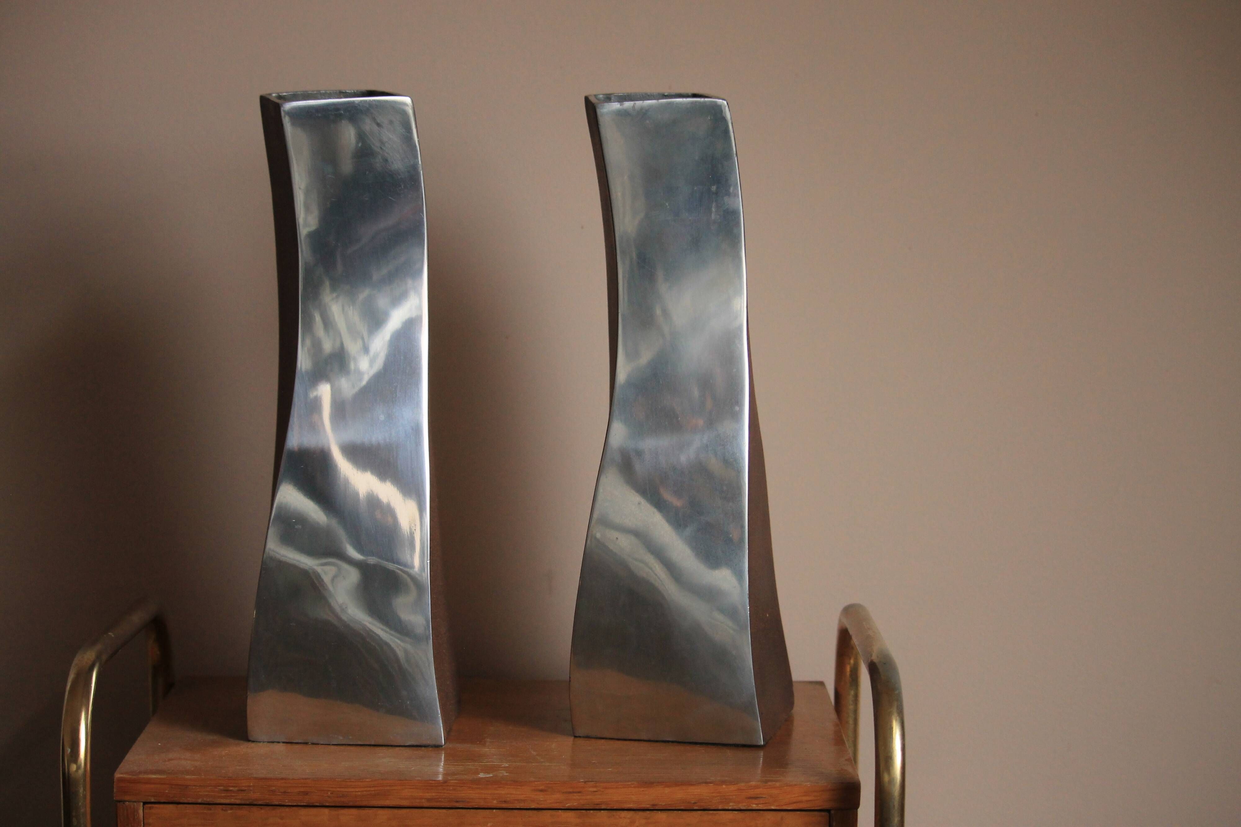Vintage 2 curved vases Italian design space age 1970s aluminium copper