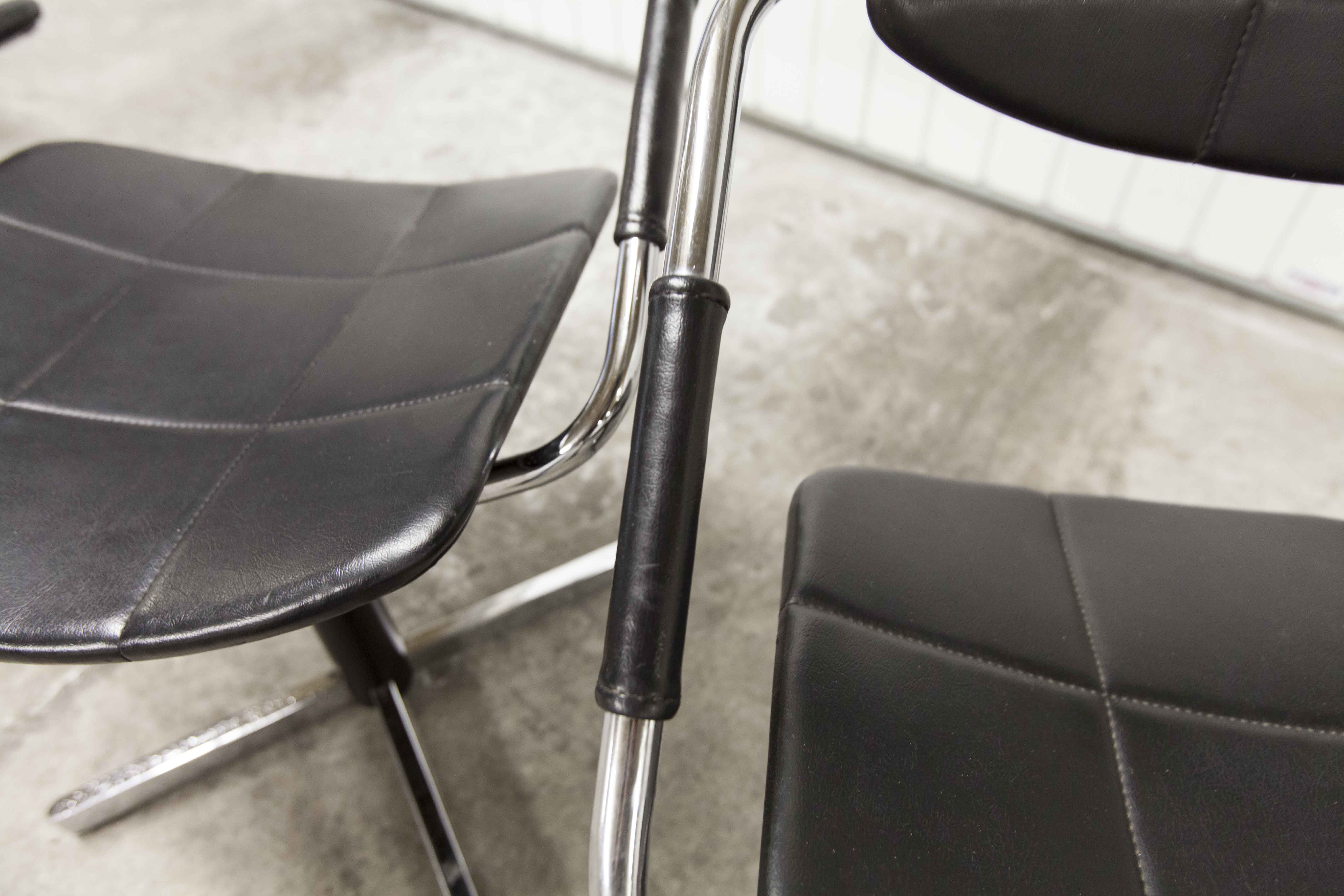 Set of 4 chairs armchairs Steiner model unesco 1962