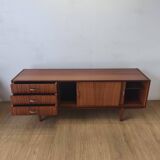 Modernist long sideboard from the 1970s.