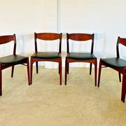 Danish vintage Arne Wahl Iversen teak and leather dining chairs model 26 - 1960s