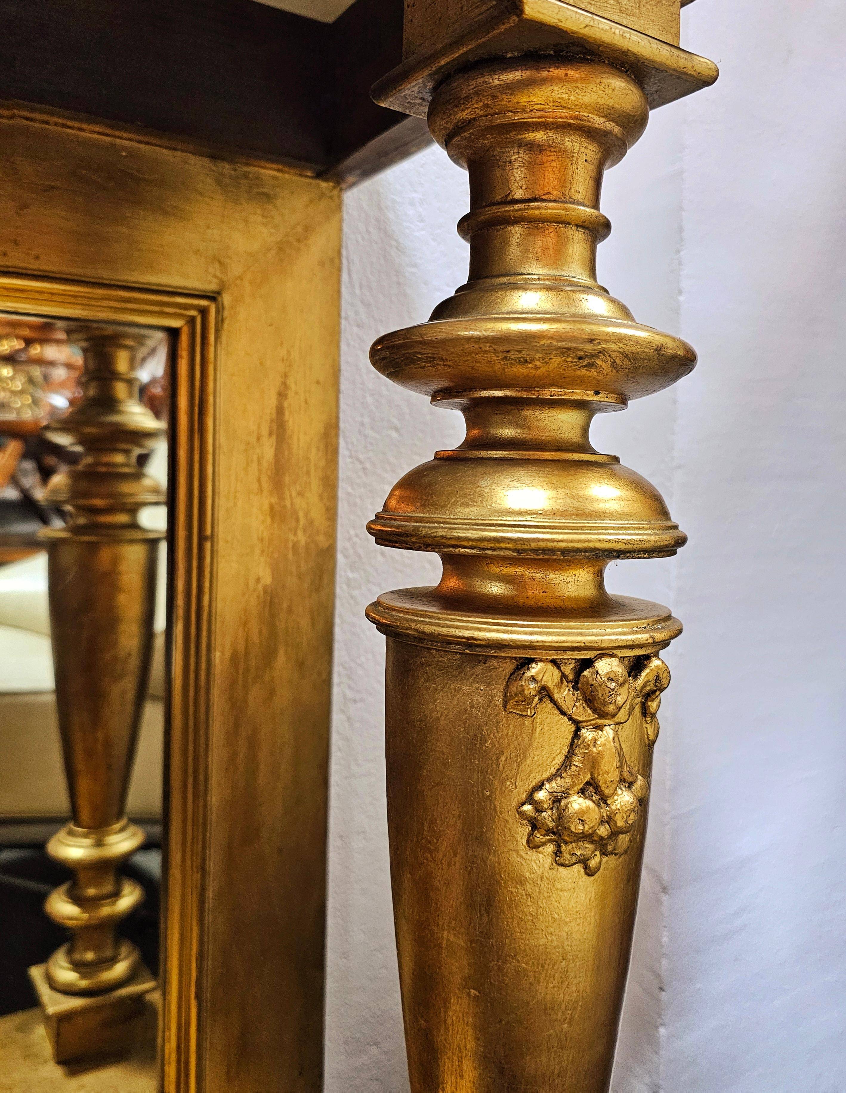 Table console victorienne en bois doré avec miroir et plateau en marbre, Autriche 1880s