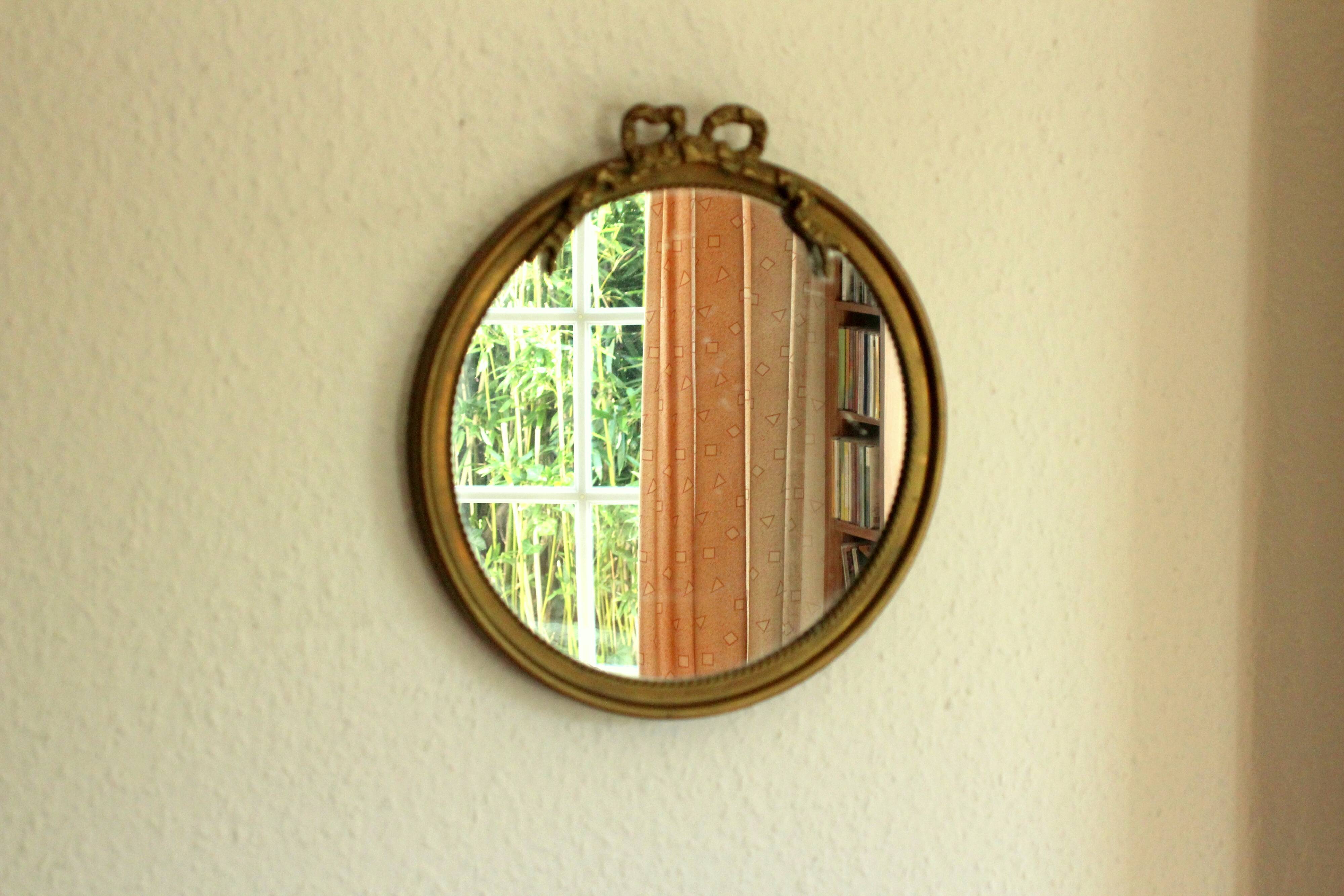 Round wall mirror from the 50s - Vintage