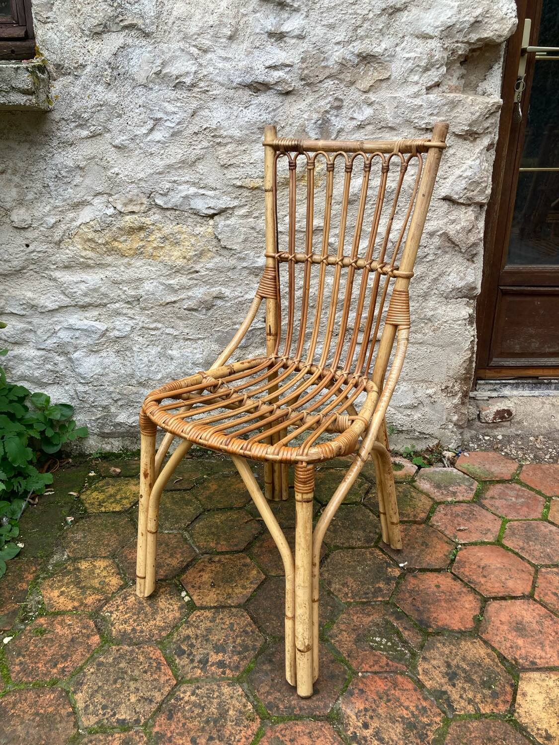 Lot de 10 chaises en rotin vintage