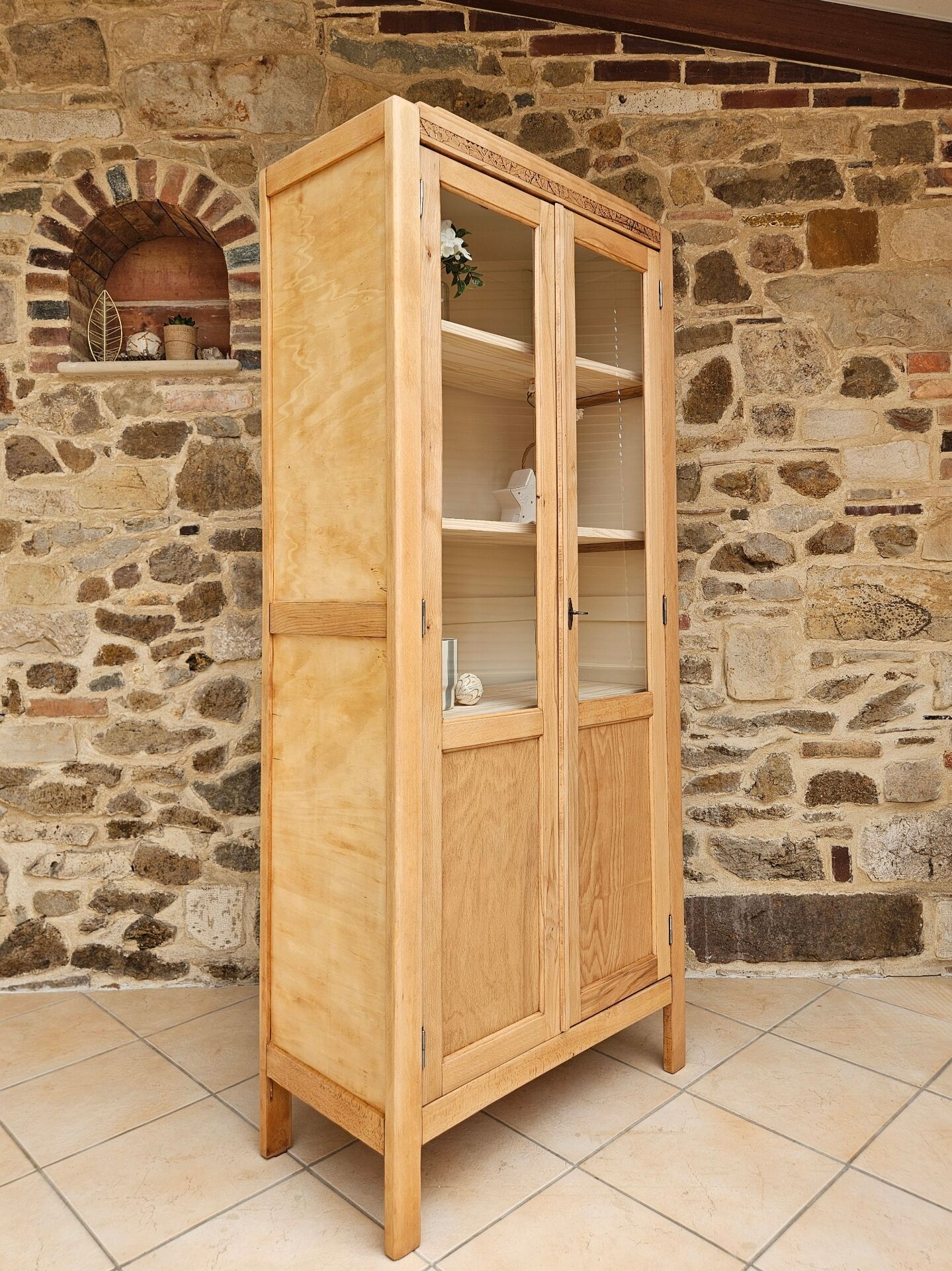Art Deco display cabinet from Paris