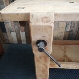 Carpenter's workbench