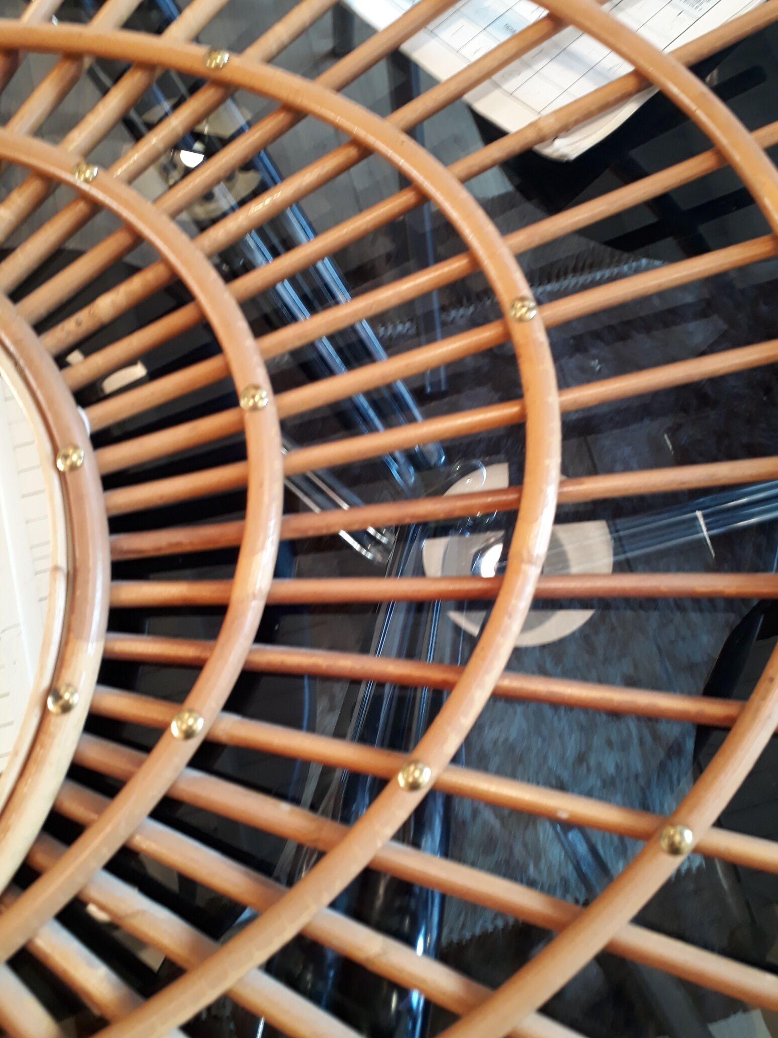 Mirror comet in rattan
