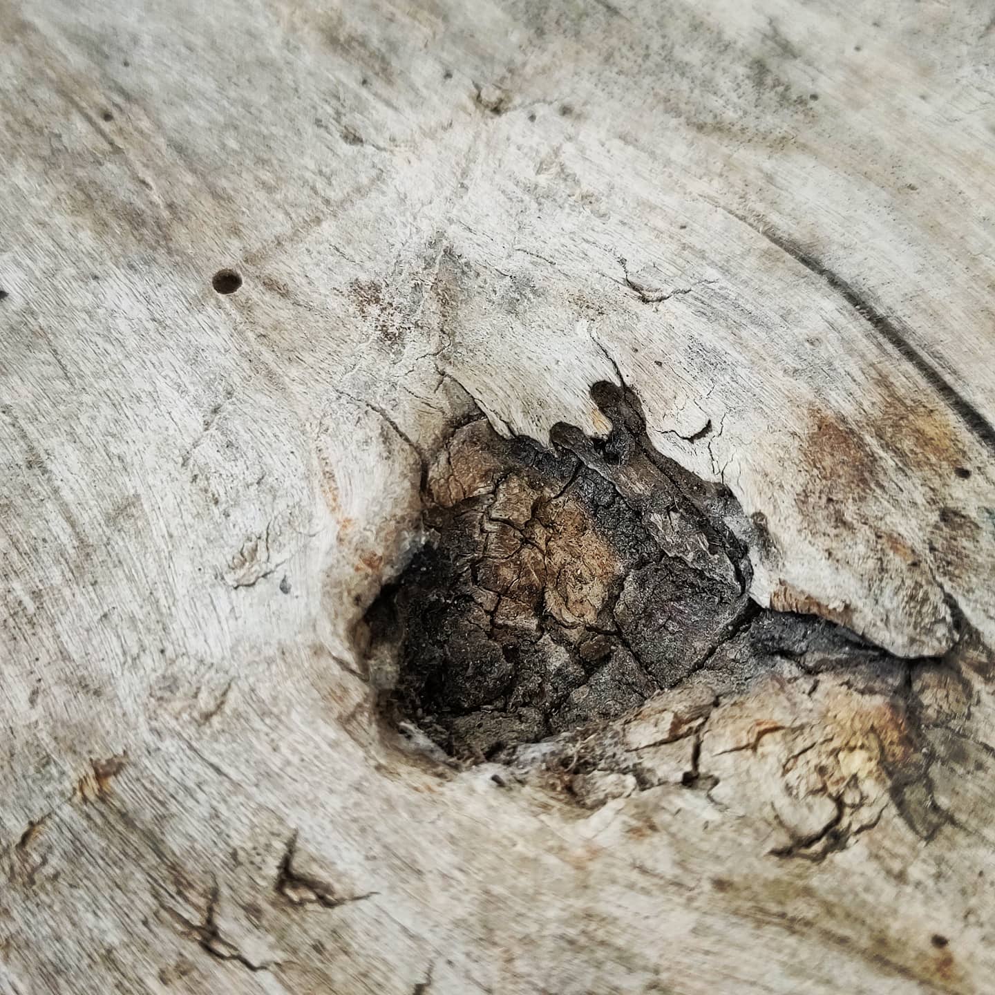 Vintage washing table