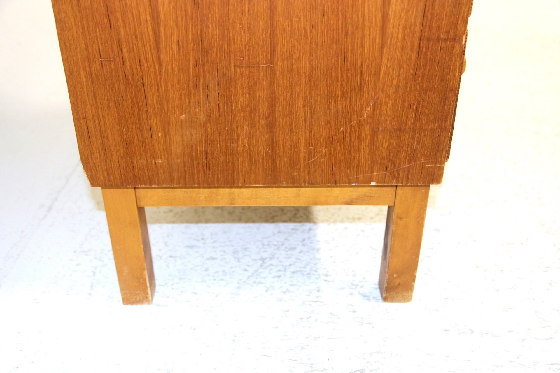 Commode "tallboy" en teck Suède 1960
