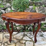Mahogany violin table