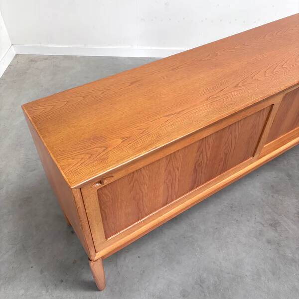Mid-century oak sideboard by Bramin, 1960s