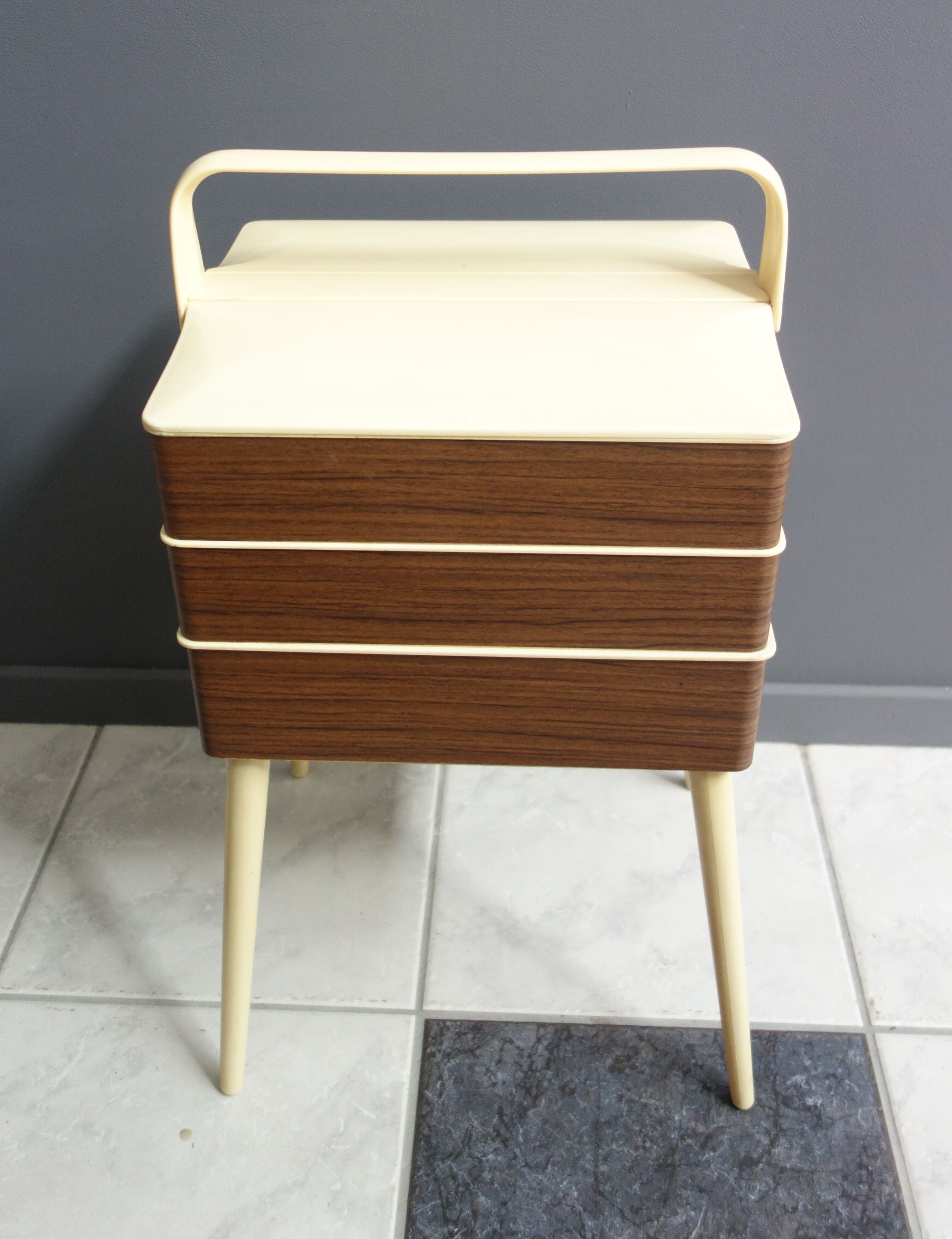 Sewingbox 1960s on four legs