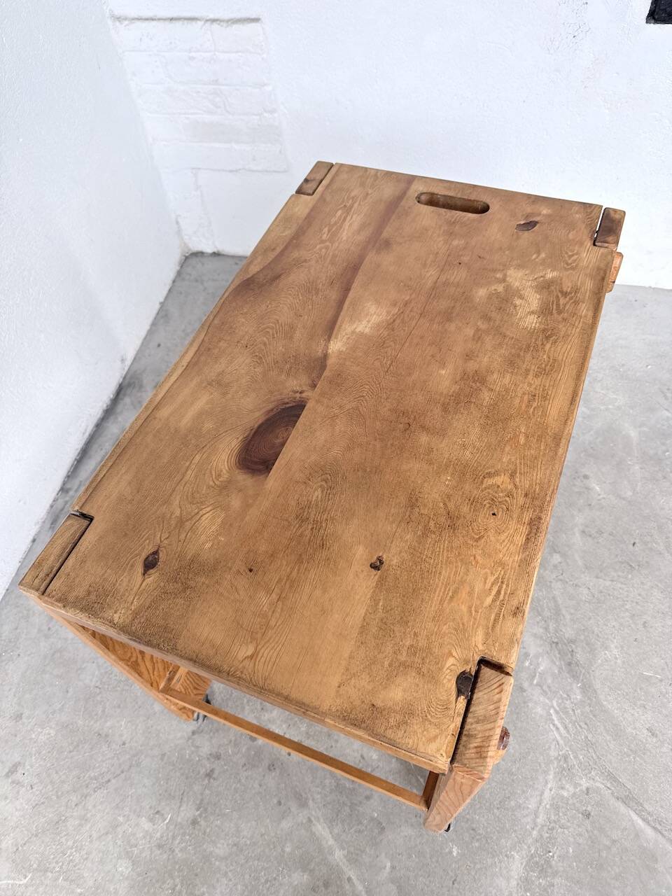 1980 pine wheeled console table