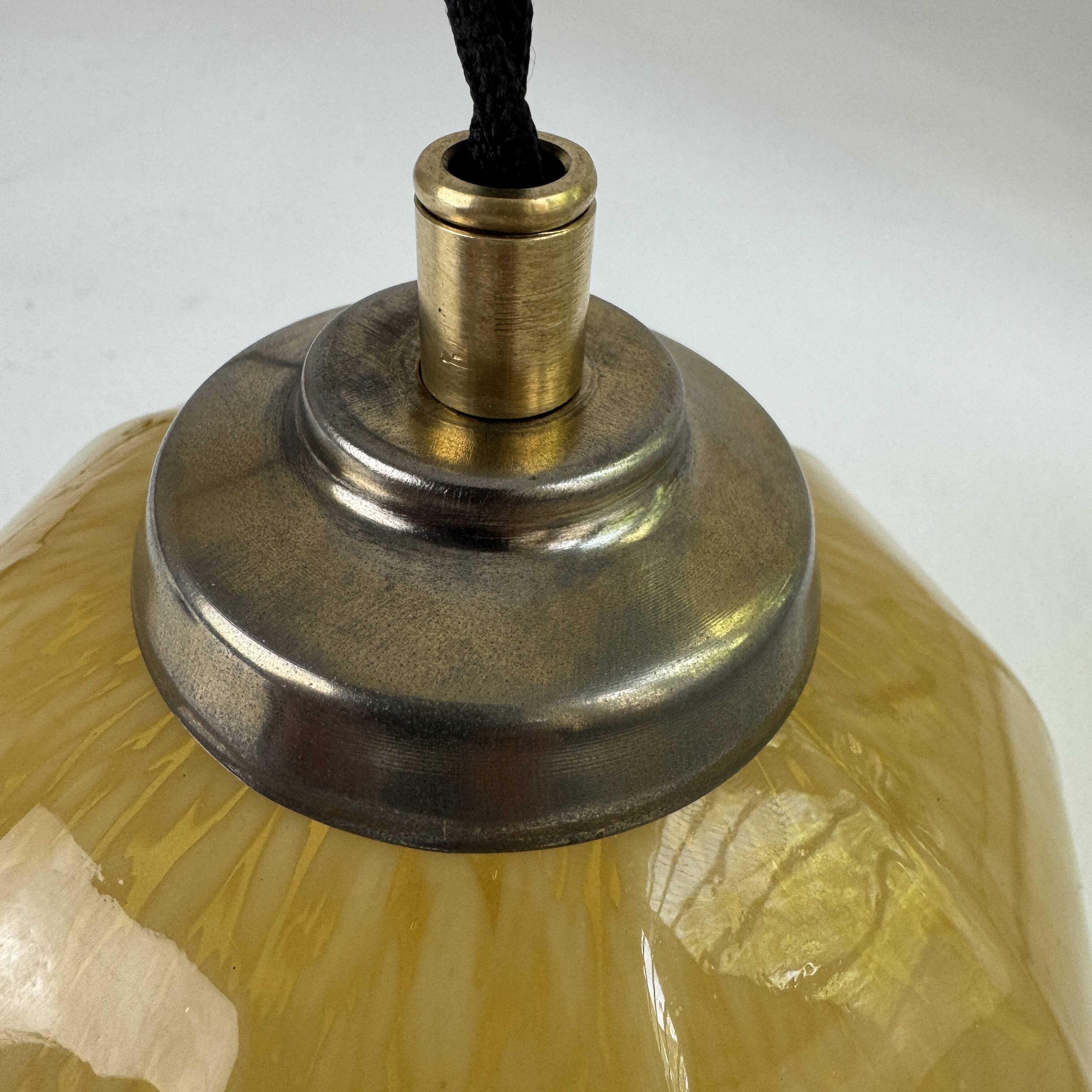 Lot 3 anciennes suspensions ambrees vintages