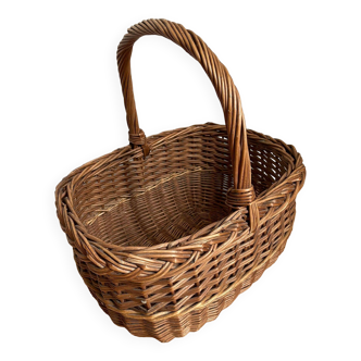 Rectangular wicker basket