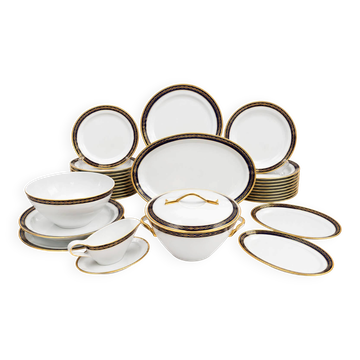 Service de table Saint-Amand Fribourg en porcelaine bleu nuit et or  45pces