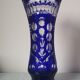 Vase cristal taillé bleu