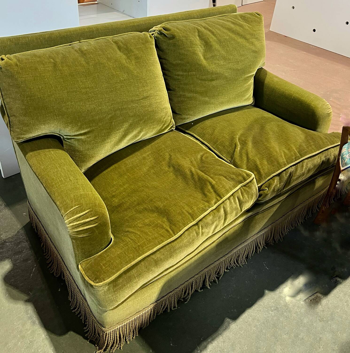 Khaki velvet toad sofa