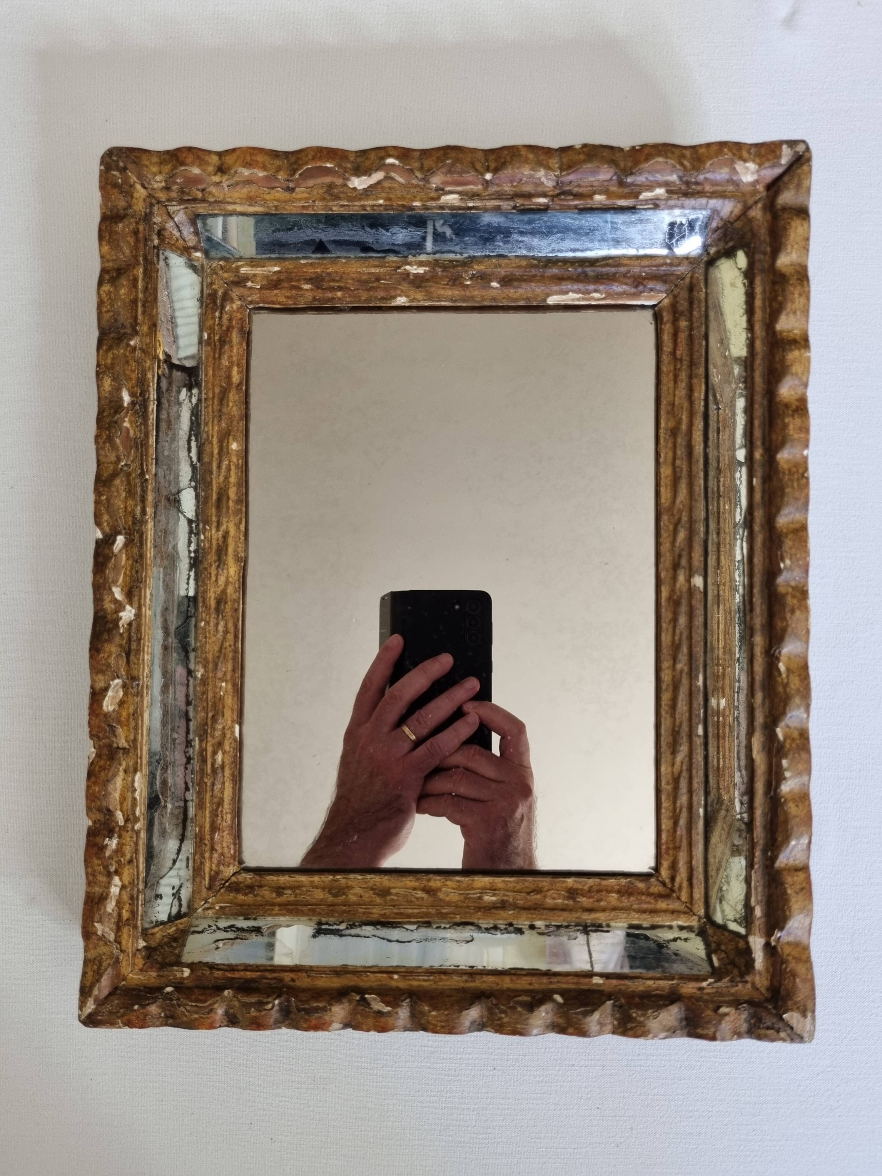 Antique Venetian style mirror with beads, 27 x 32 cm