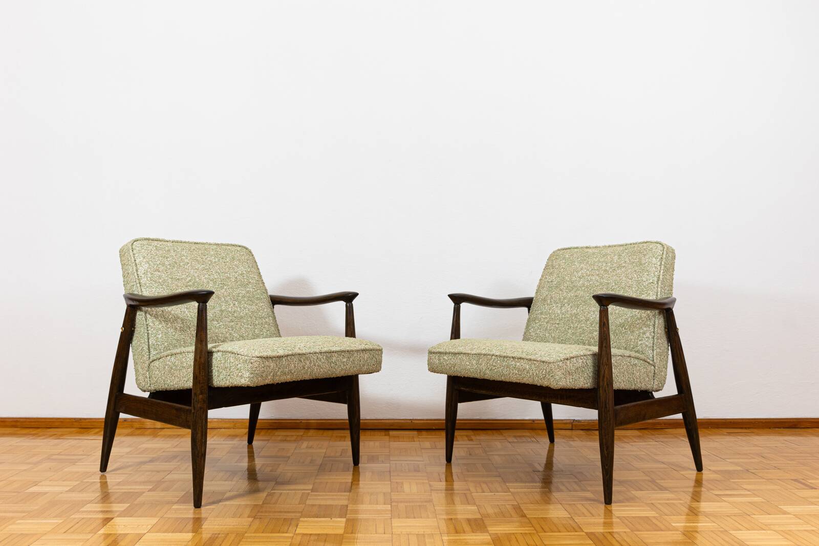 Paire de fauteuils GFM87 par Juliusz Kędziorek, Pologne, 1960