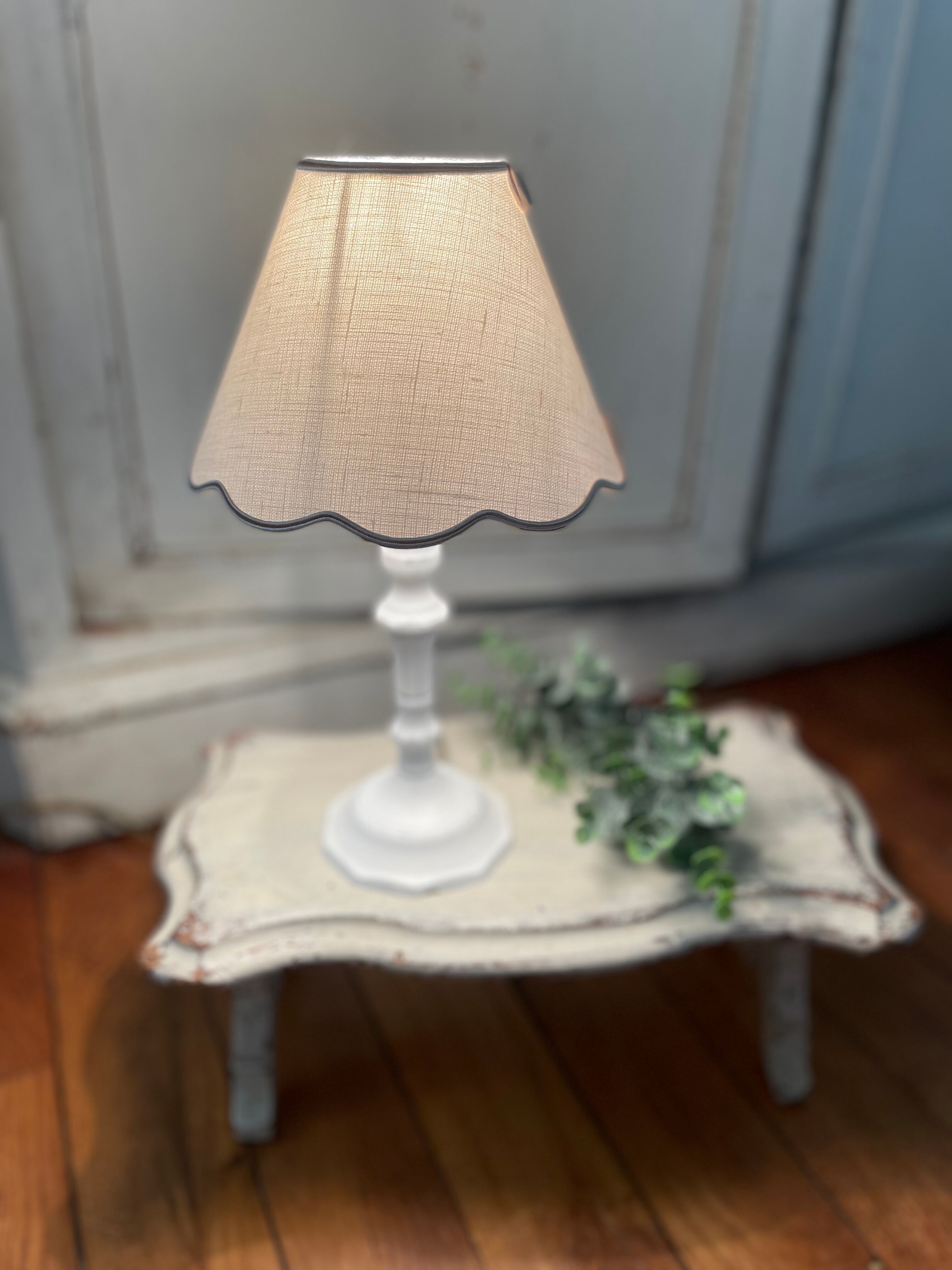 Shabby white patinated lamp