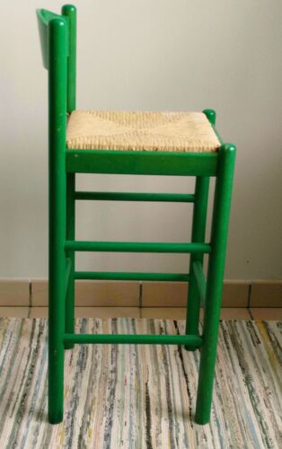 Mulched green bar chair