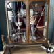 English style display case 1900