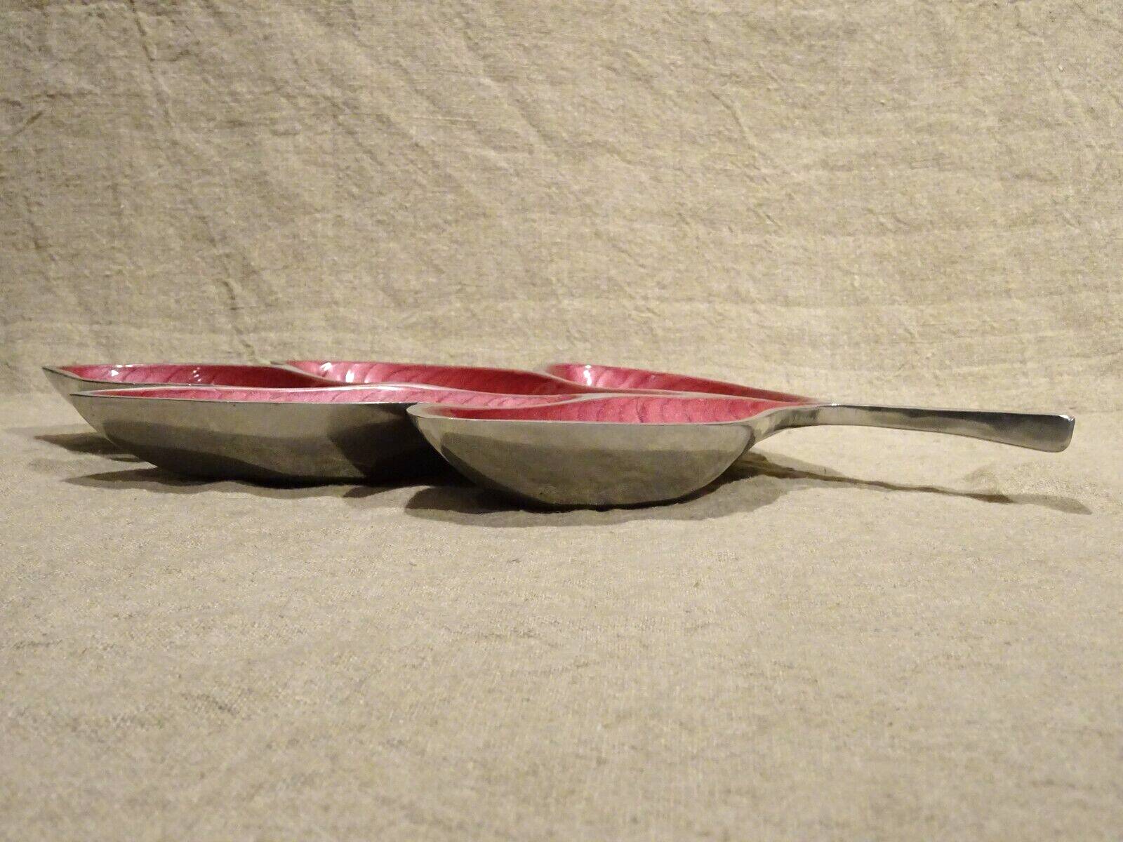 Designer centerpiece in enameled aluminum length 40.7 cm