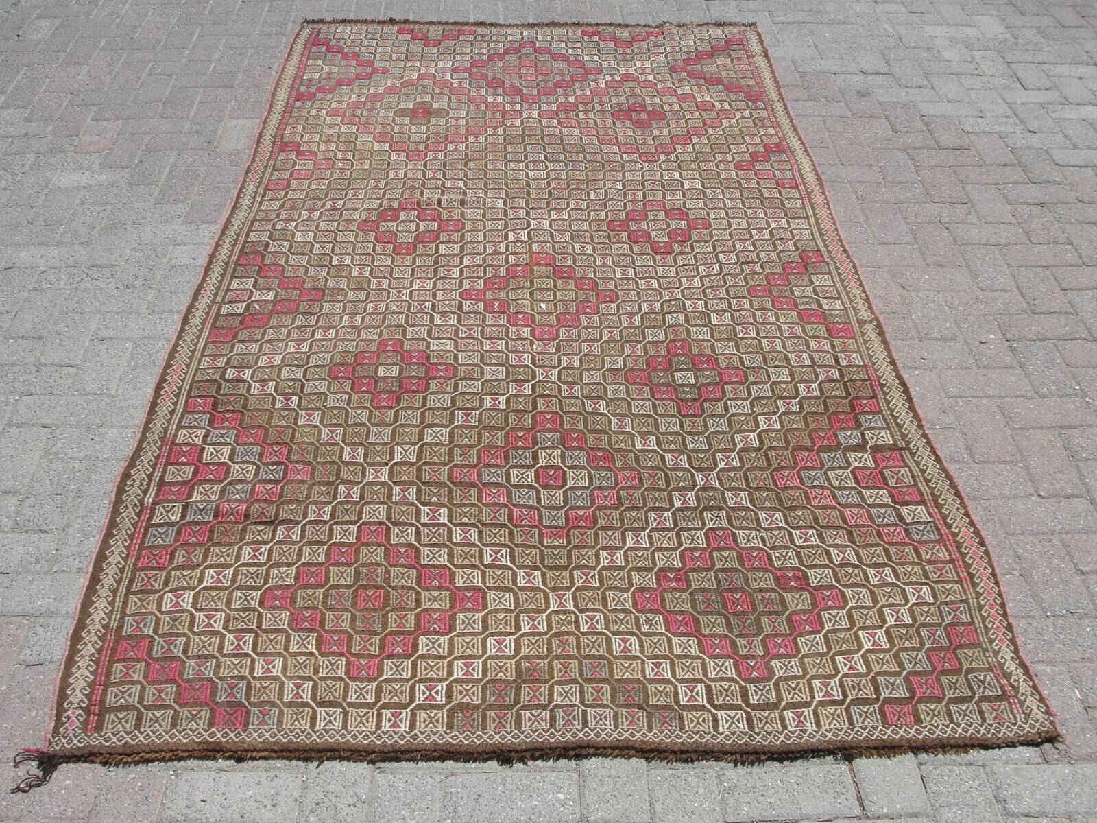 Hanmade Rugs for living room