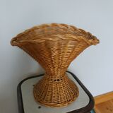Rattan basket wicker vase cut