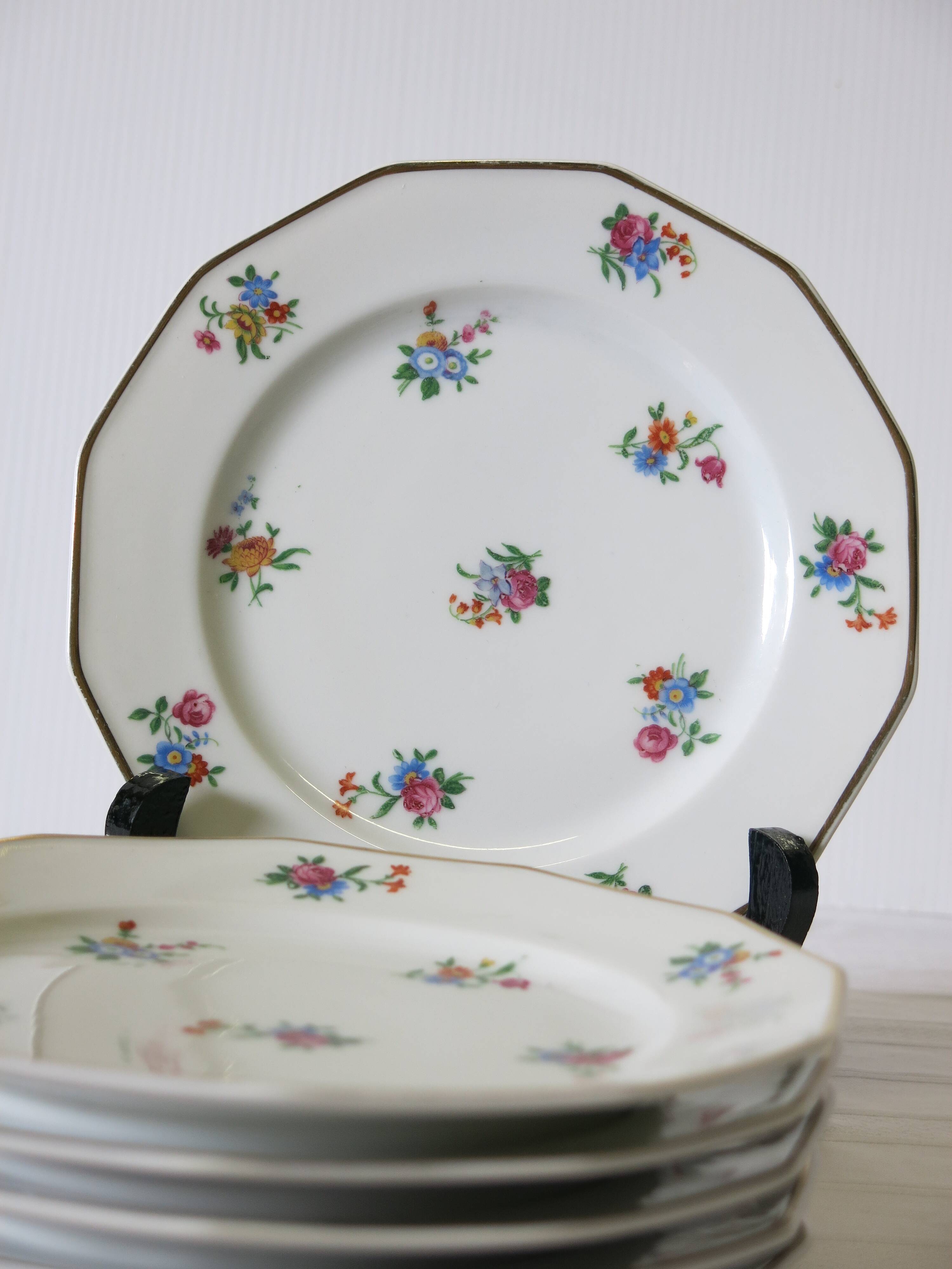 6 porcelain dessert plates from Pil Limoges in very good condition