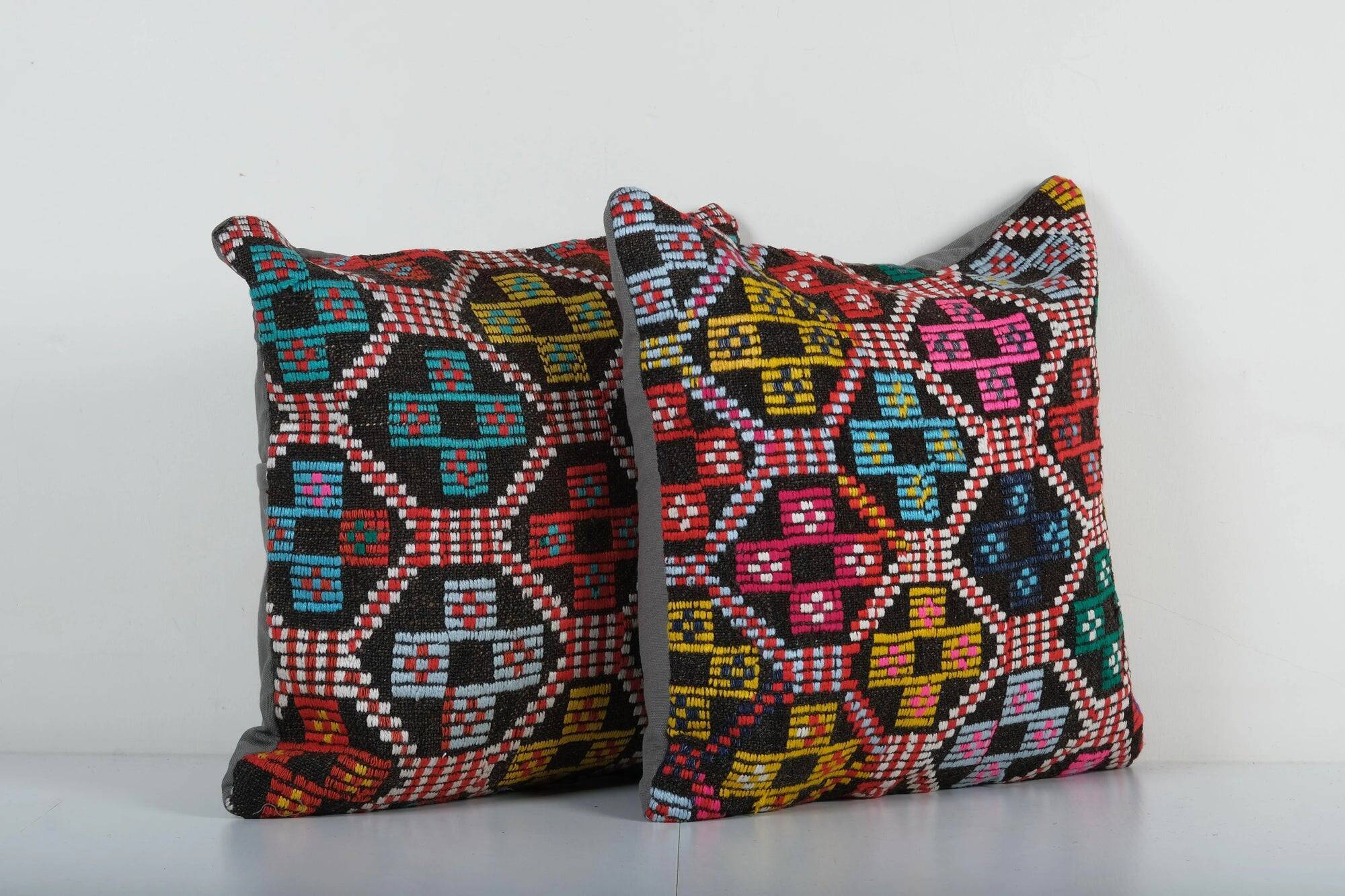 Set of 2 vintage kilim cushion covers 48x51 cm