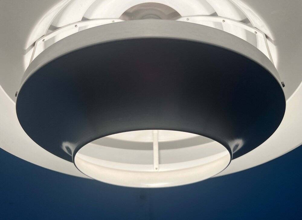 Suspension dôme moderne du milieu du siècle attribué à Hans Agne Jakobsson, années 1960