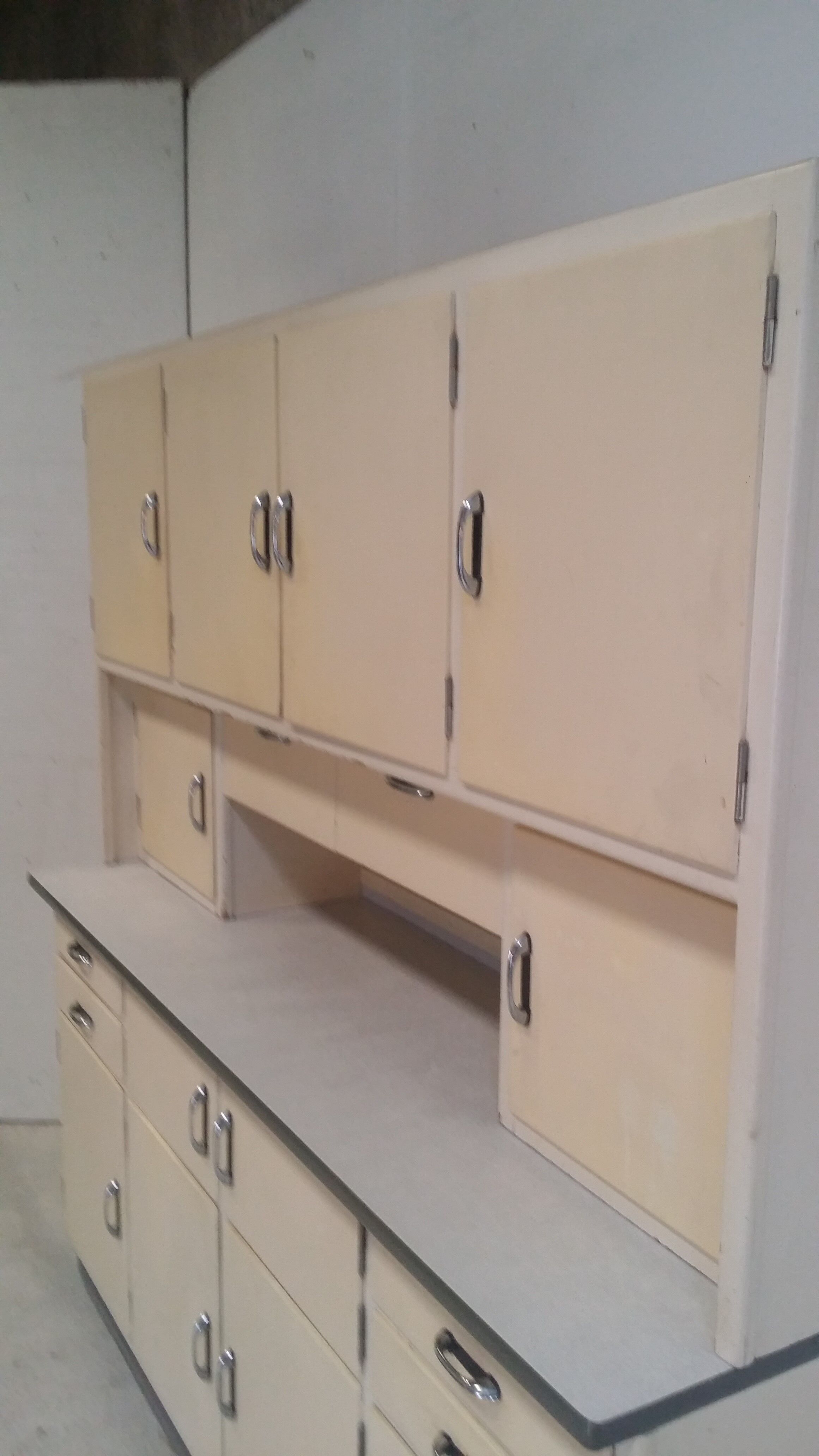 Buffet de cuisine meuble Mado années 50