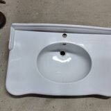 Old hidra porcelain sink