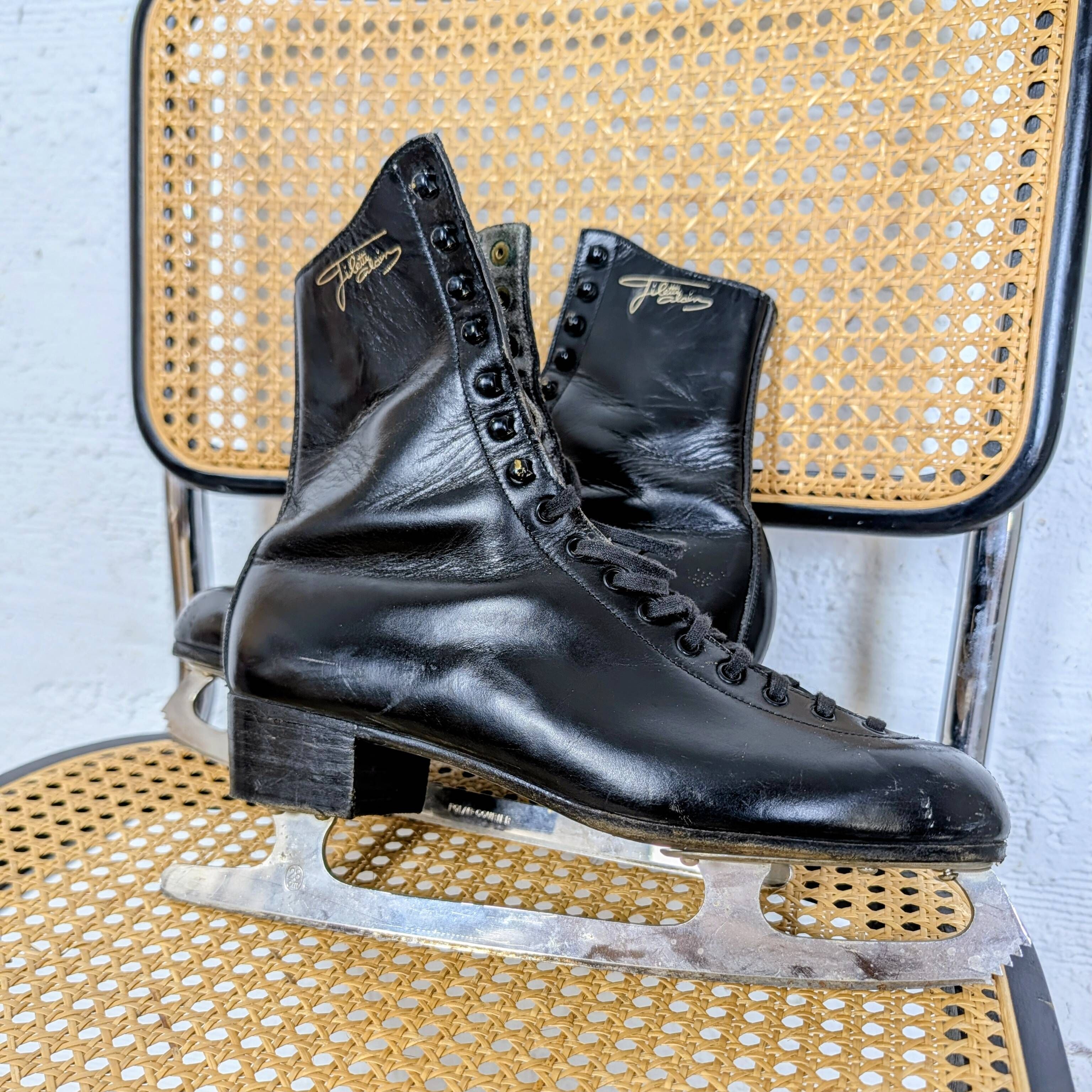 Vintage ice skates Alain Giletti in black leather