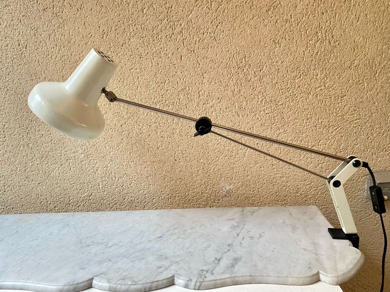 Articulated desk lamp Ex-GDR vintage 70s-80s