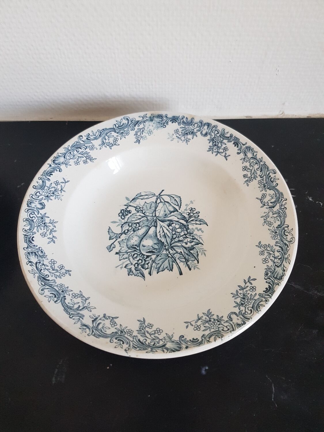 Set of 6 hollow plates iron earth