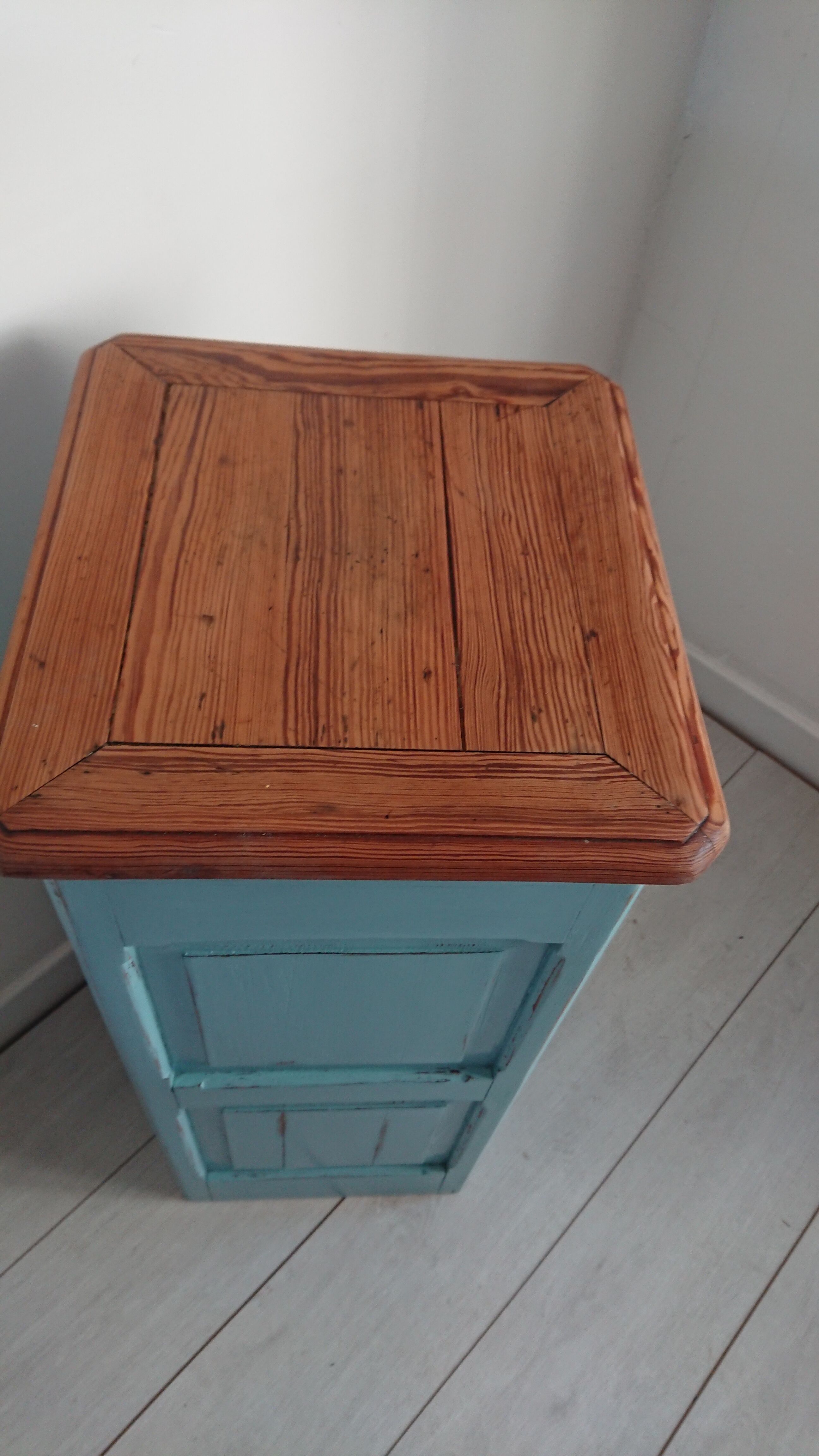 Entrance cabinet jam bar Woodwork sage