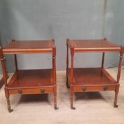 Paire de bouts de canapé