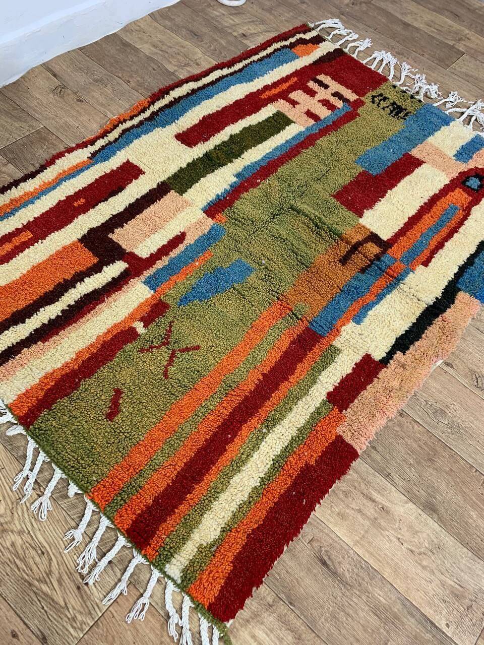 Handmade moroccan berber rug 170 x 120 cm