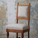 English-style baroque chair with twisted legs in elm, 1920s.