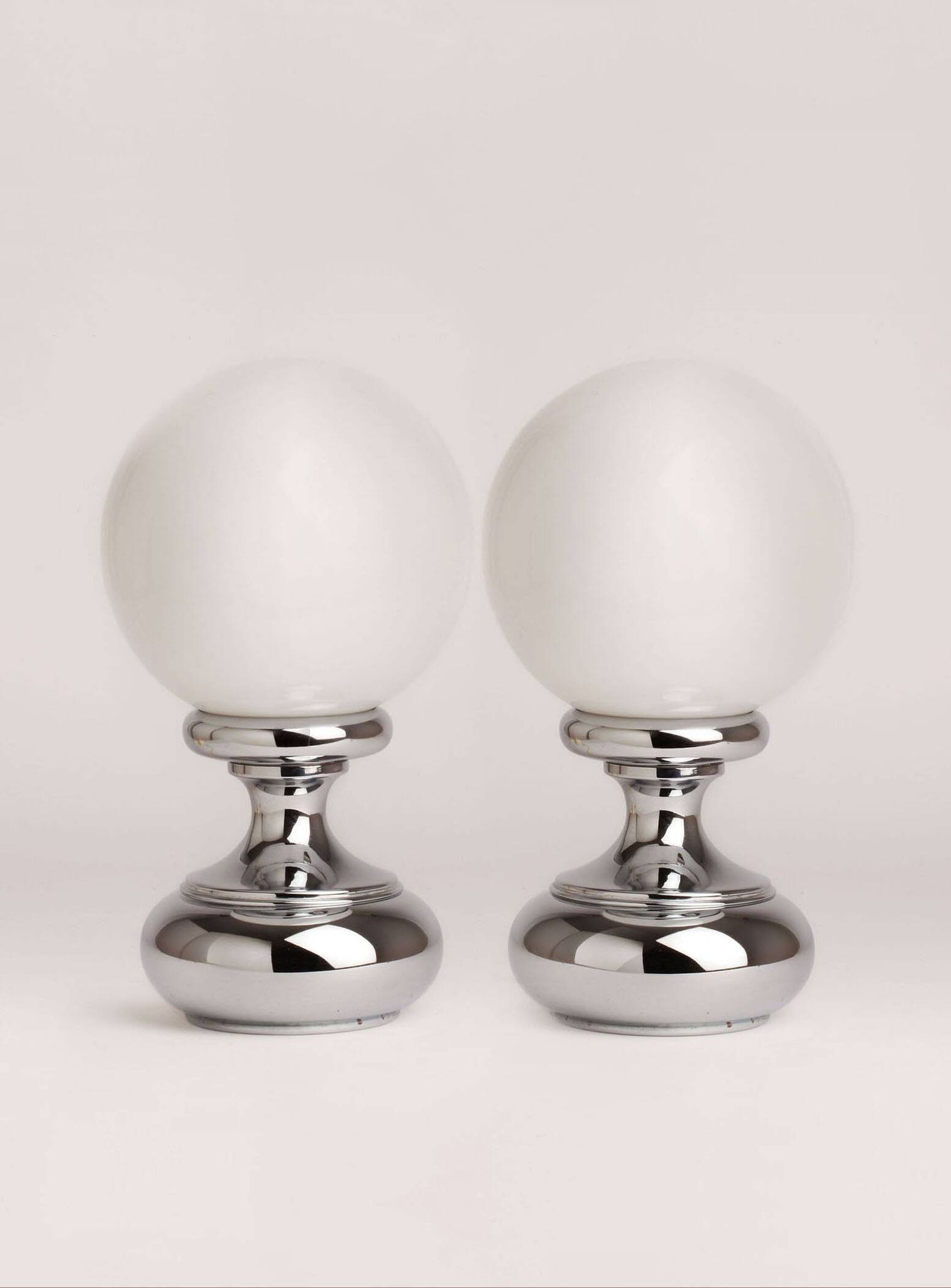 Globe table lamps
