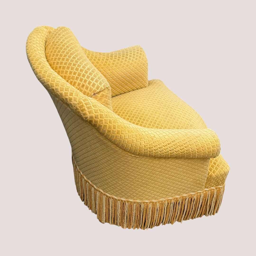 Fauteuil crapaud vintage jaune moutarde velours floqué
